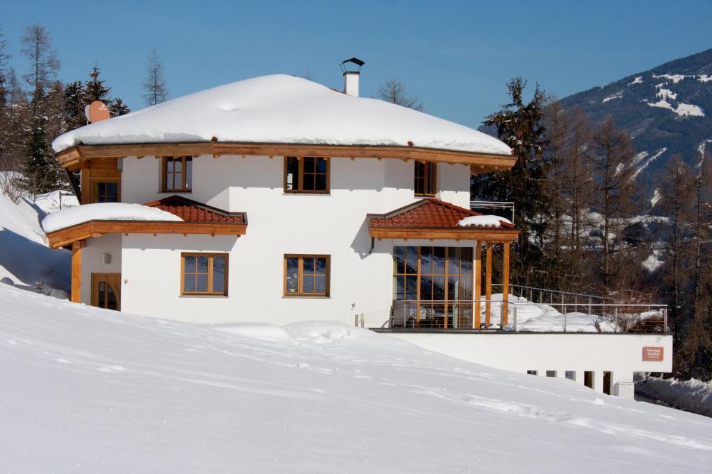 Апартаменти Haus Nikola Тельфес-ім-Штубай Екстер'єр фото